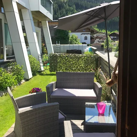 Waldhaus Lechner Steinerkogel Privatunterkunft Mayrhofen